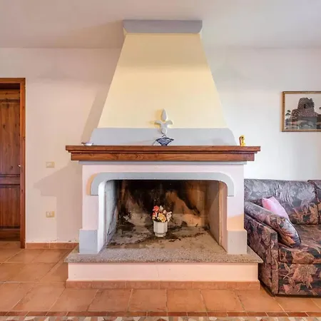 Apartamento Thoughtfully Designed To Offer Comfort Santa Lucia (Sardinia)