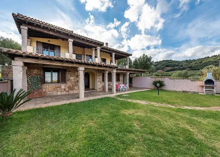 Thoughtfully Designed To Offer Comfort Apartment *