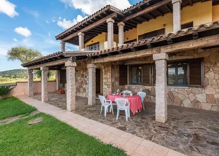 Thoughtfully Designed To Offer Comfort 公寓